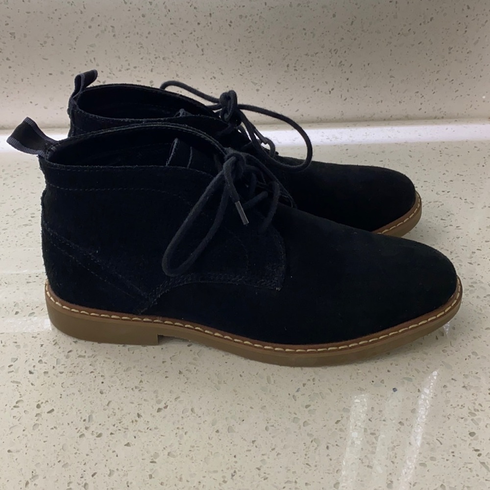 Chukka boots